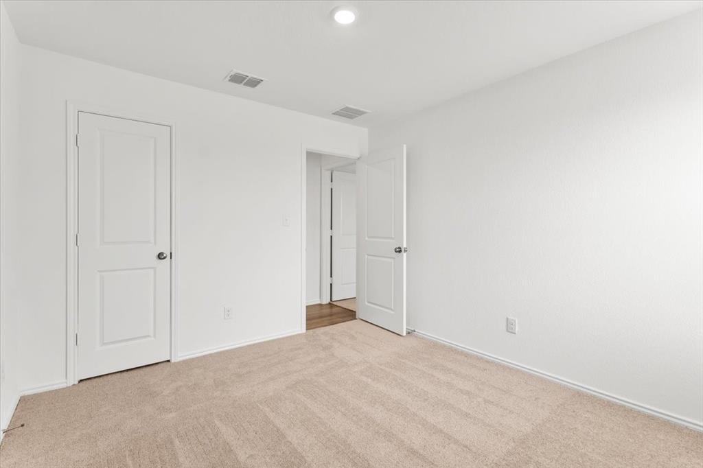 487 Alamito Ave, Kyle, TX 78640