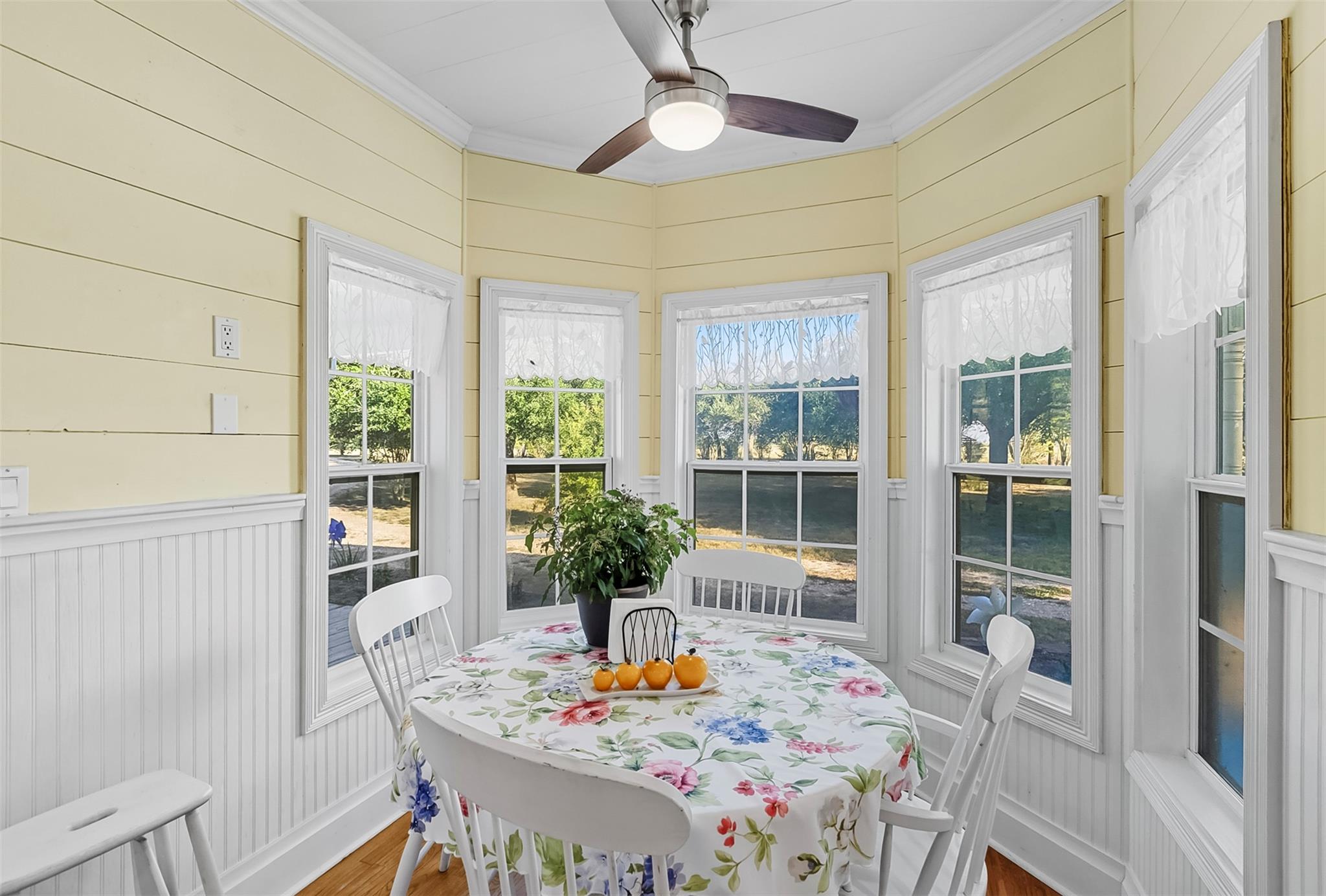 1610 County Road 463, Elgin, TX 78621