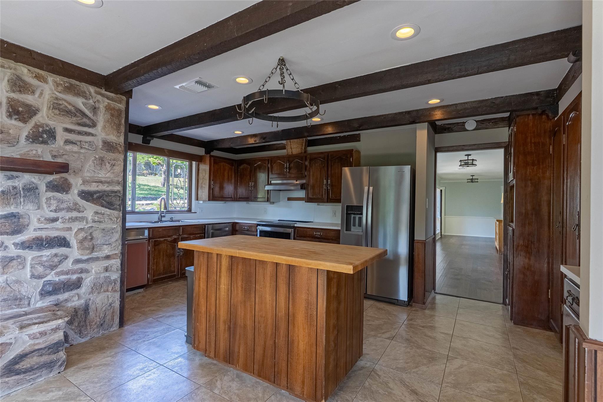 18106 Travis Cir, Lago Vista, TX 78645