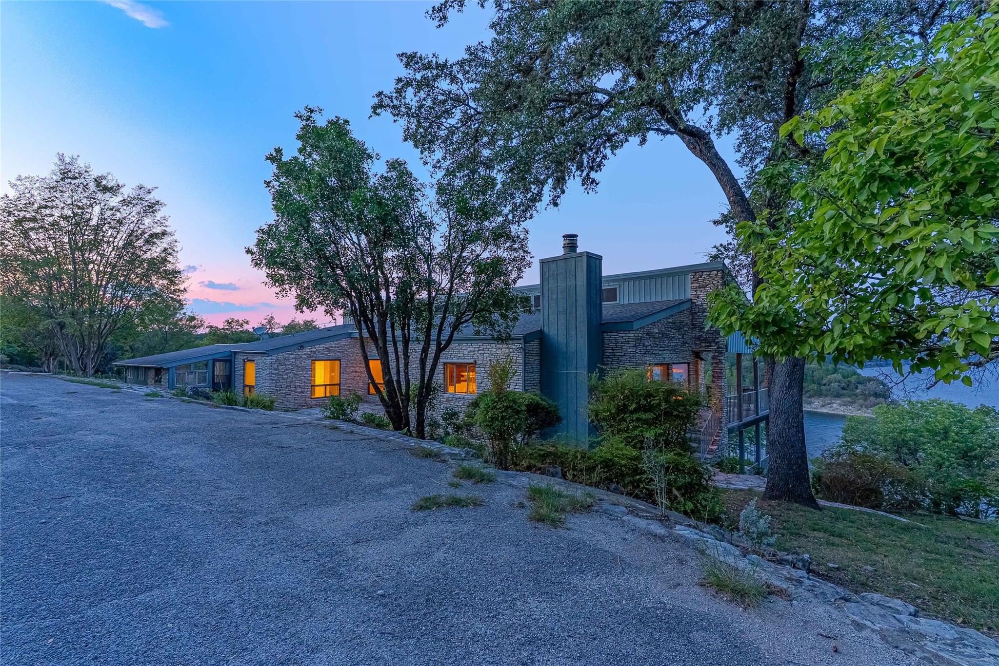 18106 Travis Cir, Lago Vista, TX 78645