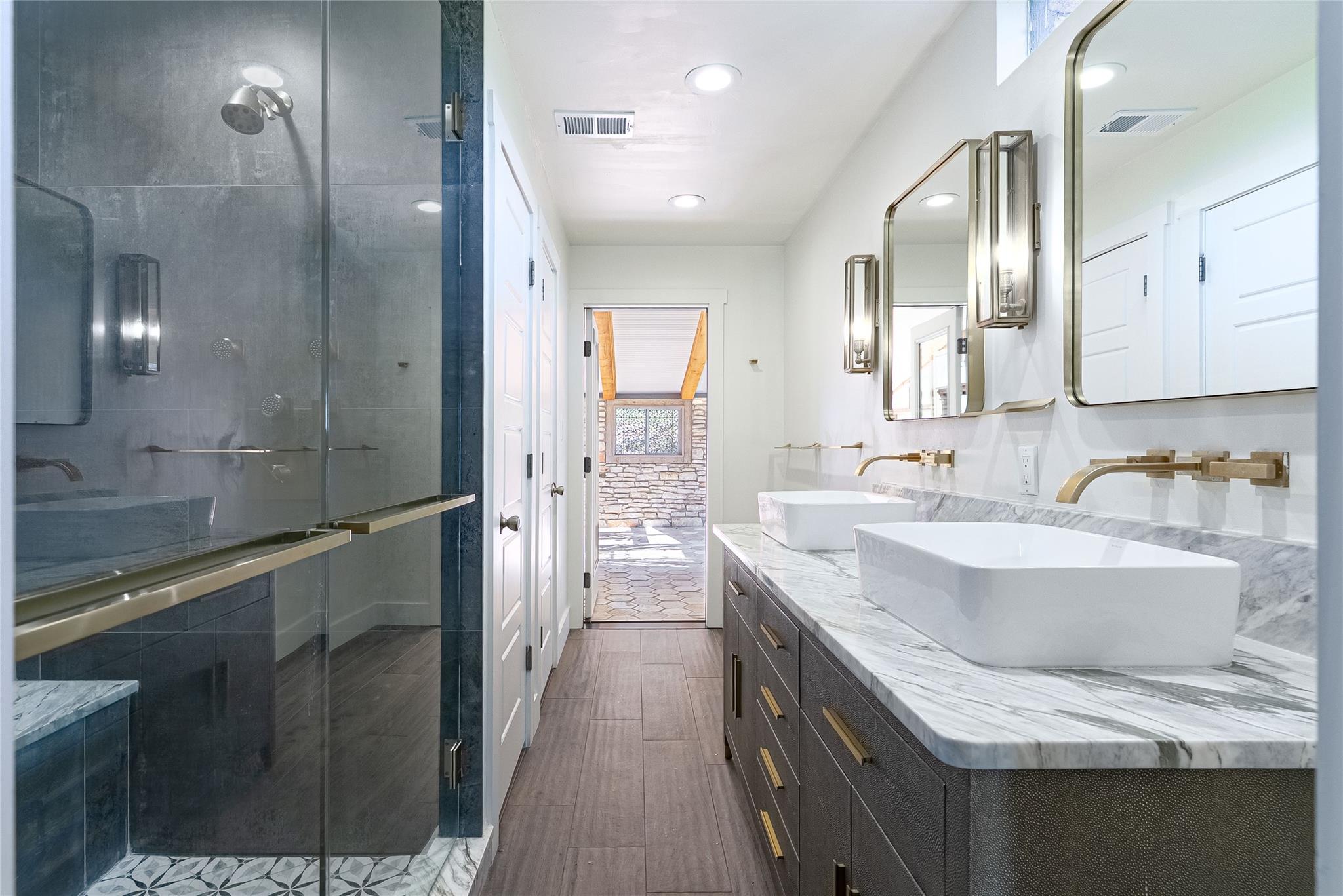 18106 Travis Cir, Lago Vista, TX 78645