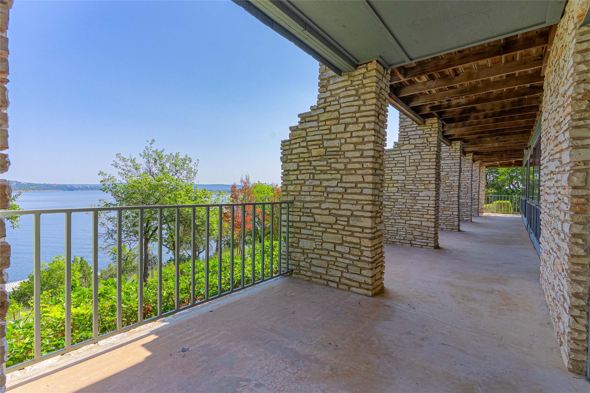 18106 Travis Cir, Lago Vista, TX 78645