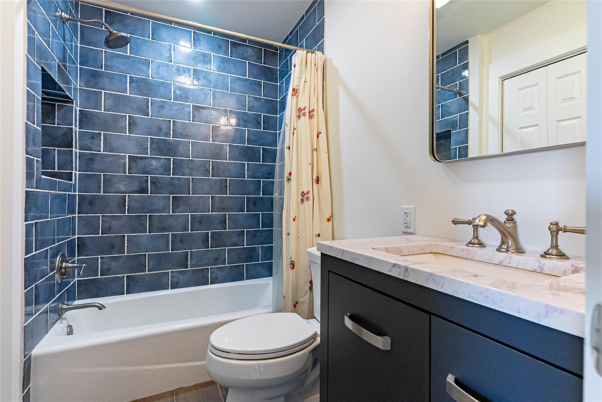 18106 Travis Cir, Lago Vista, TX 78645