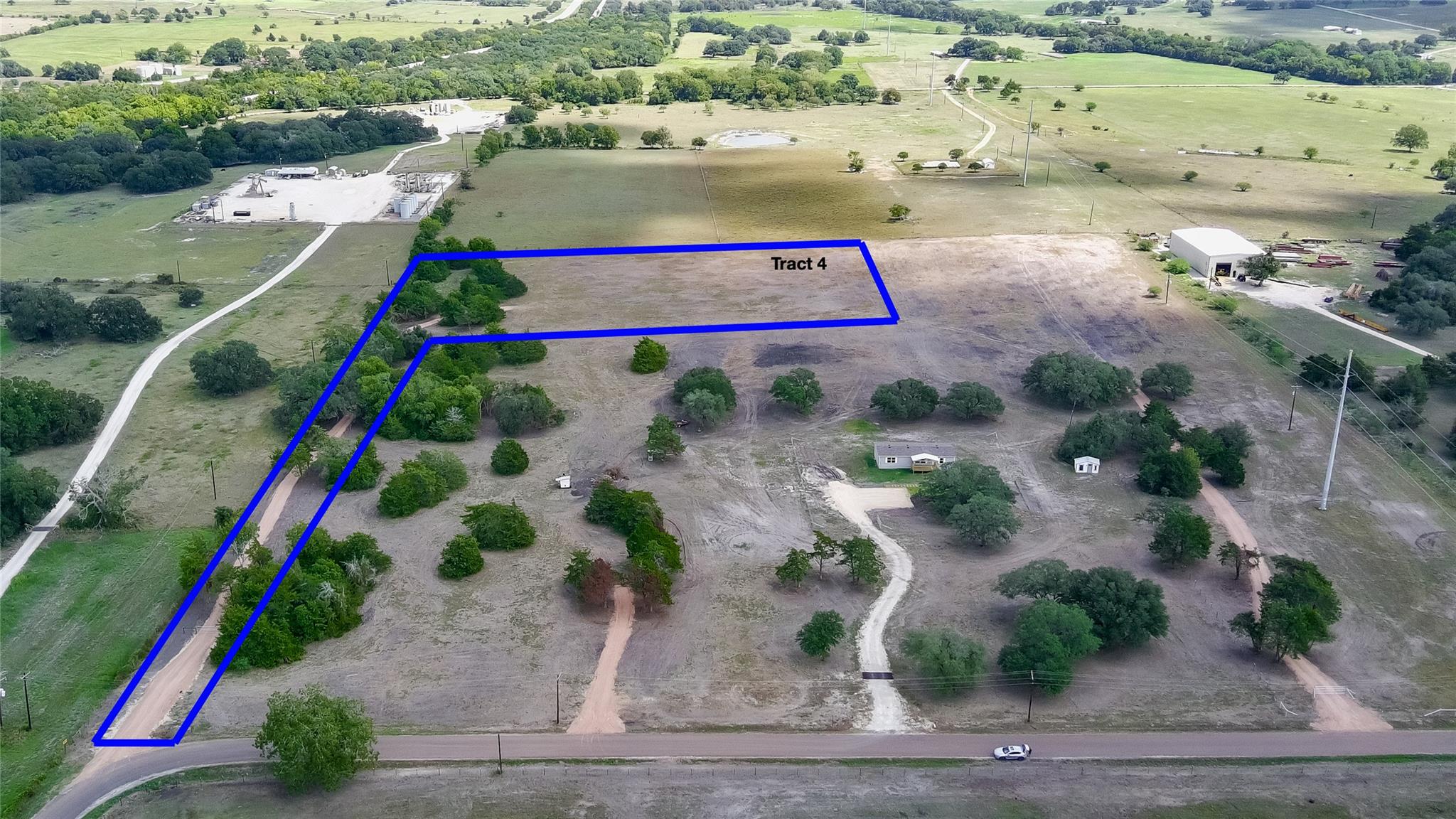 989 E Old Hallettsville Rd, Flatonia, TX 78941