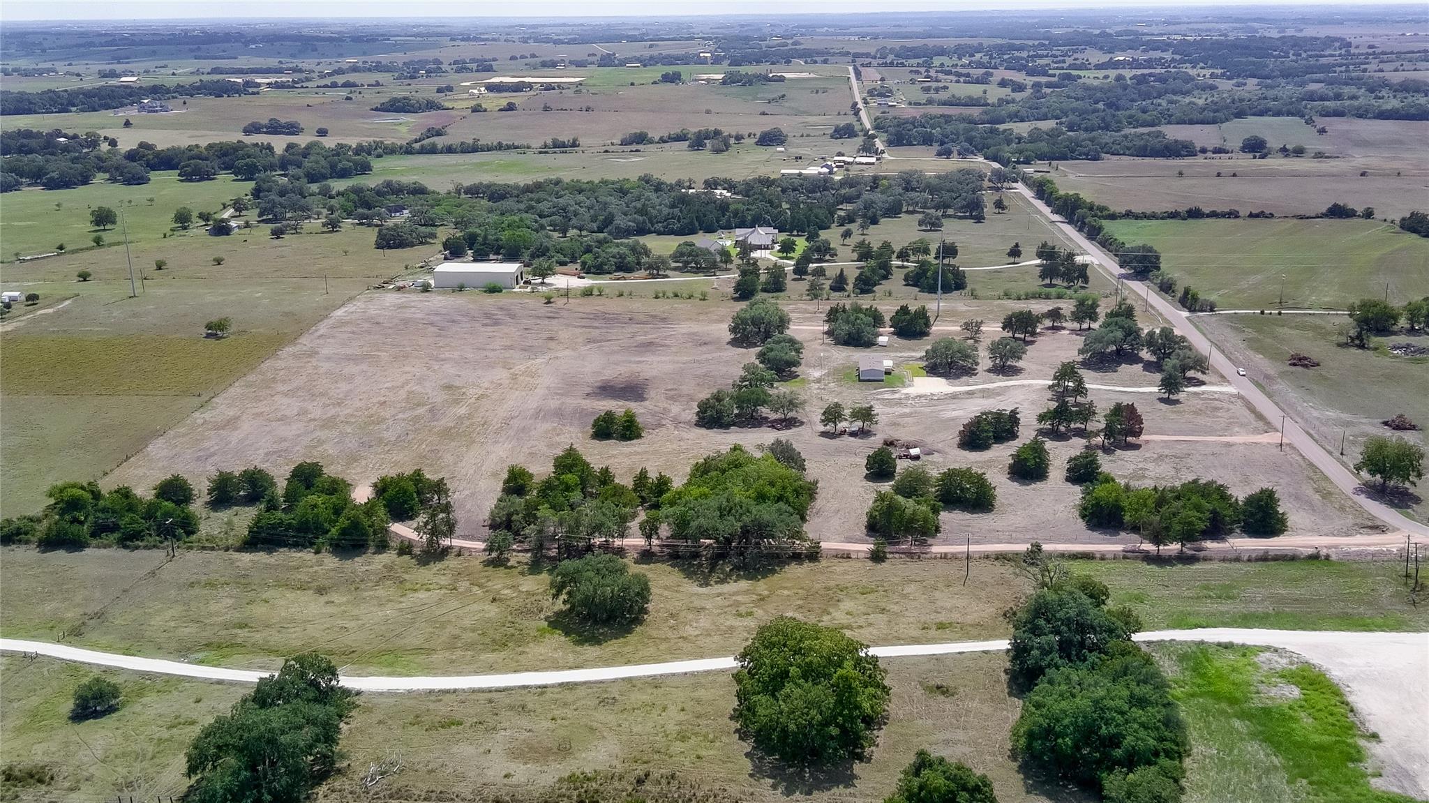 989 E Old Hallettsville Rd, Flatonia, TX 78941