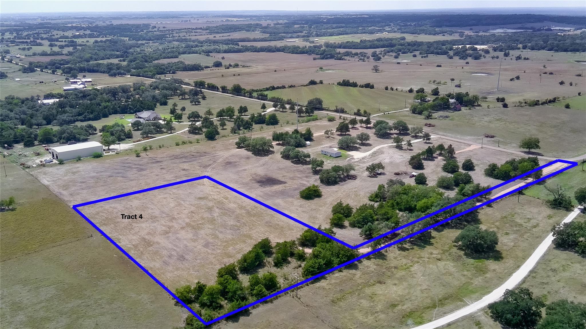 989 E Old Hallettsville Rd, Flatonia, TX 78941