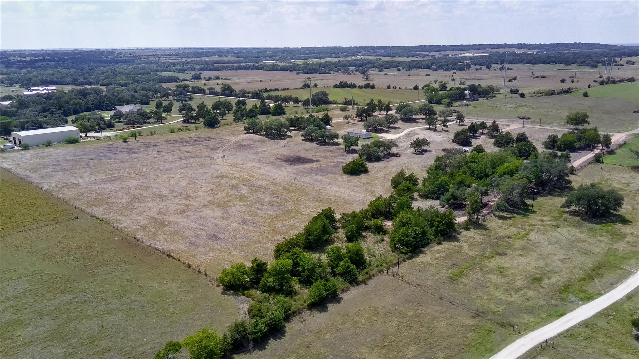 989 E Old Hallettsville Rd, Flatonia, TX 78941