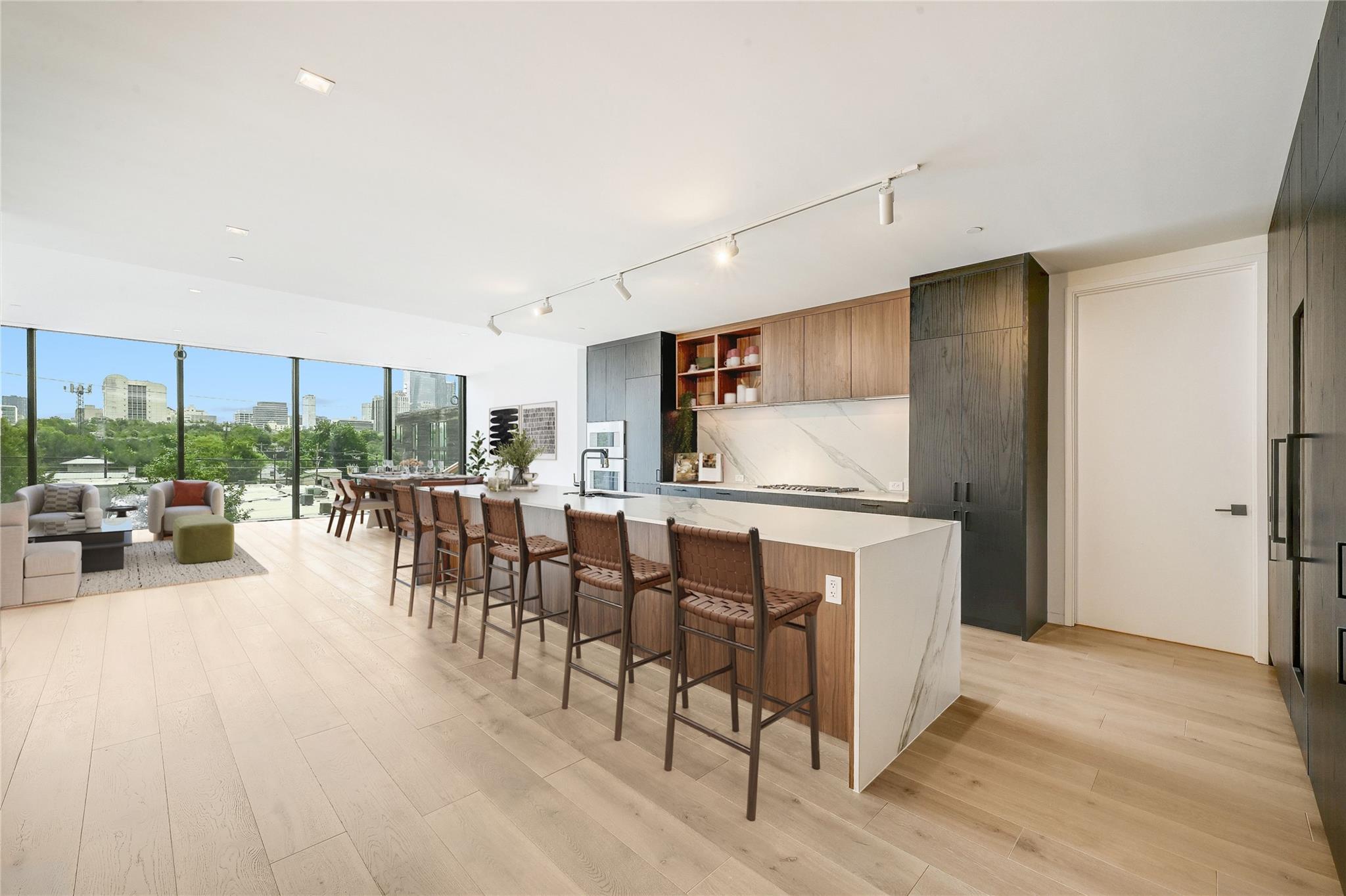 1006 Baylor St # 202, Austin, TX 78703