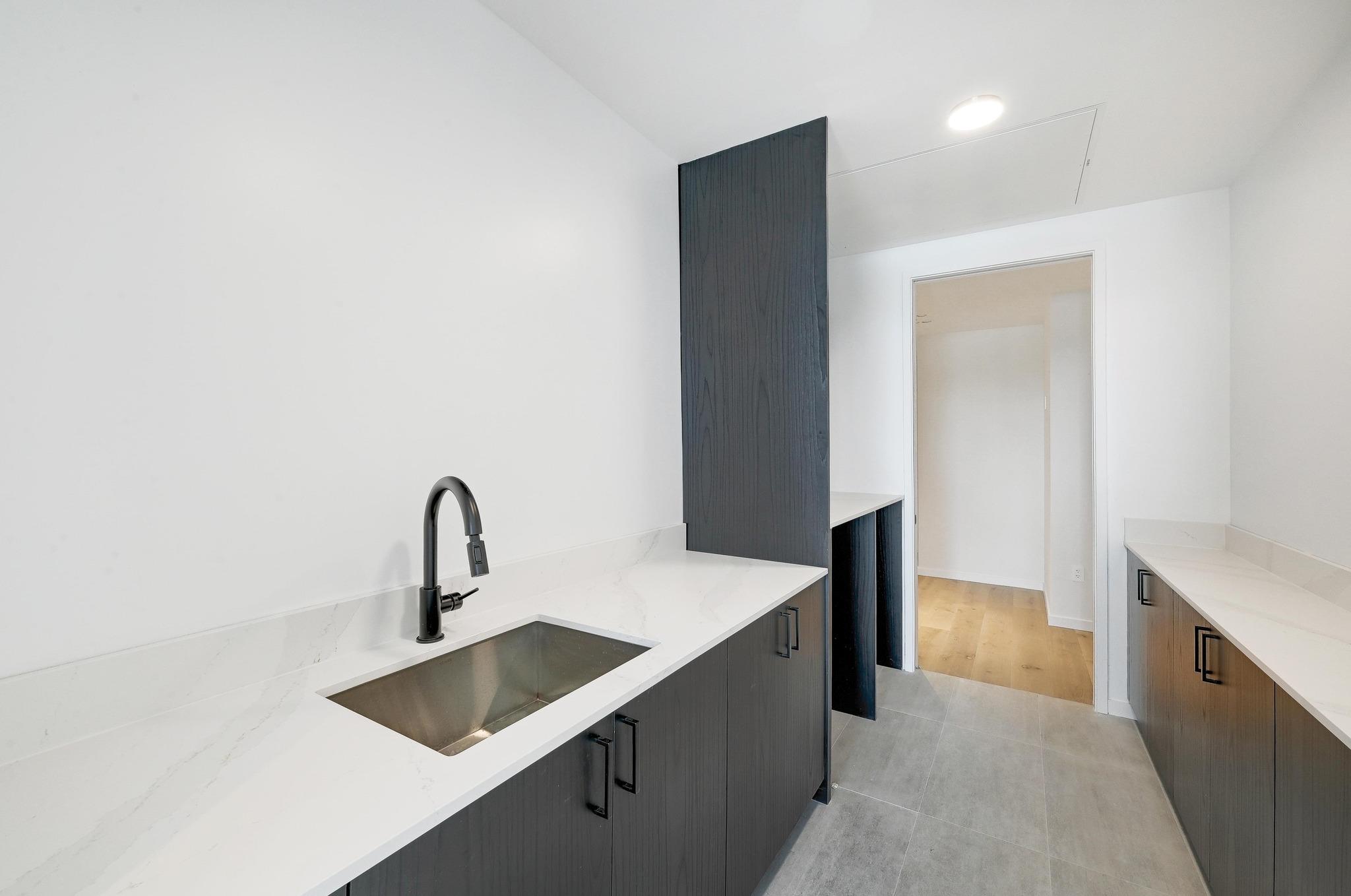 1006 Baylor St # 202, Austin, TX 78703