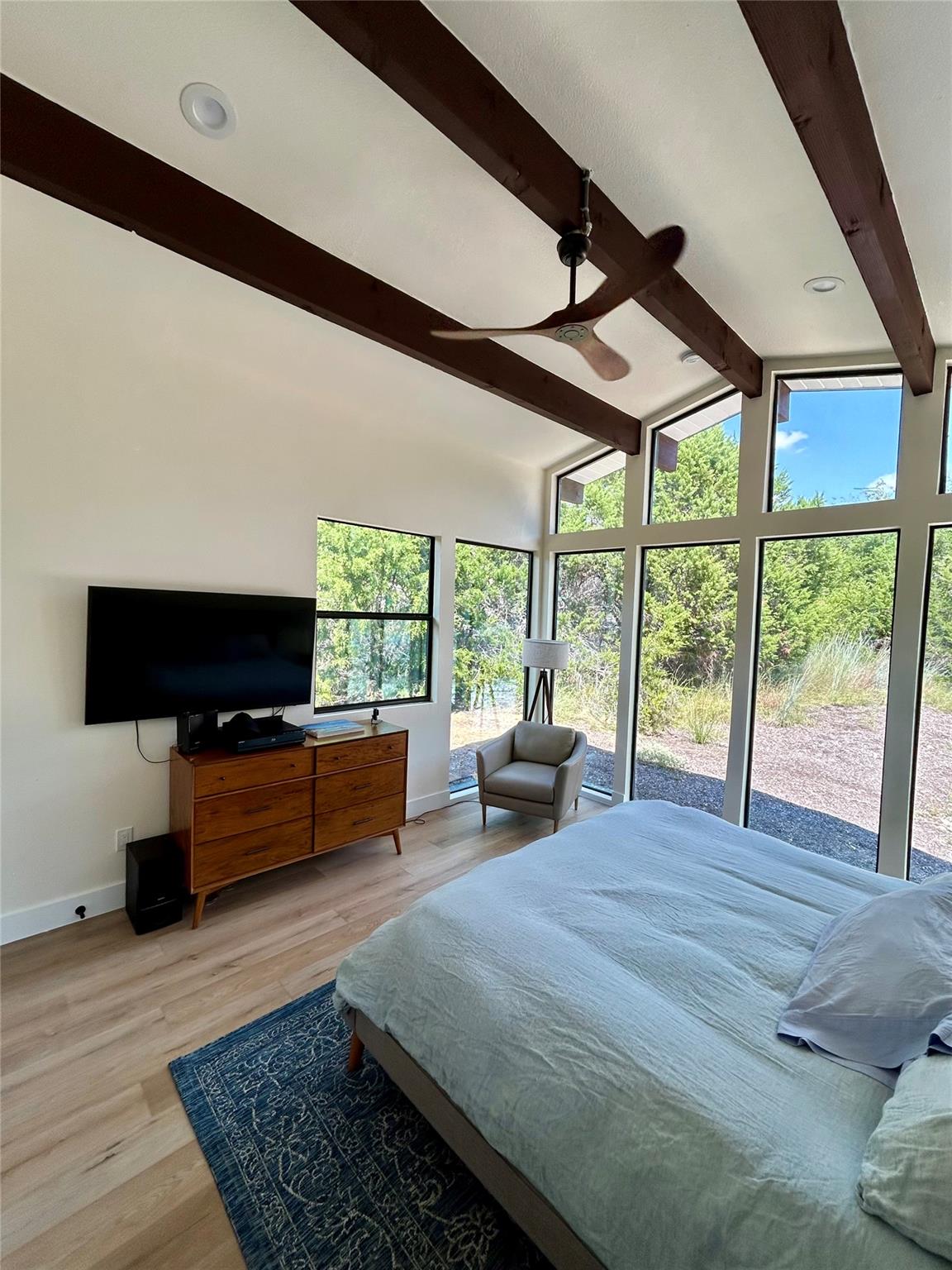 20800 Henry Ave, Lago Vista, TX 78645