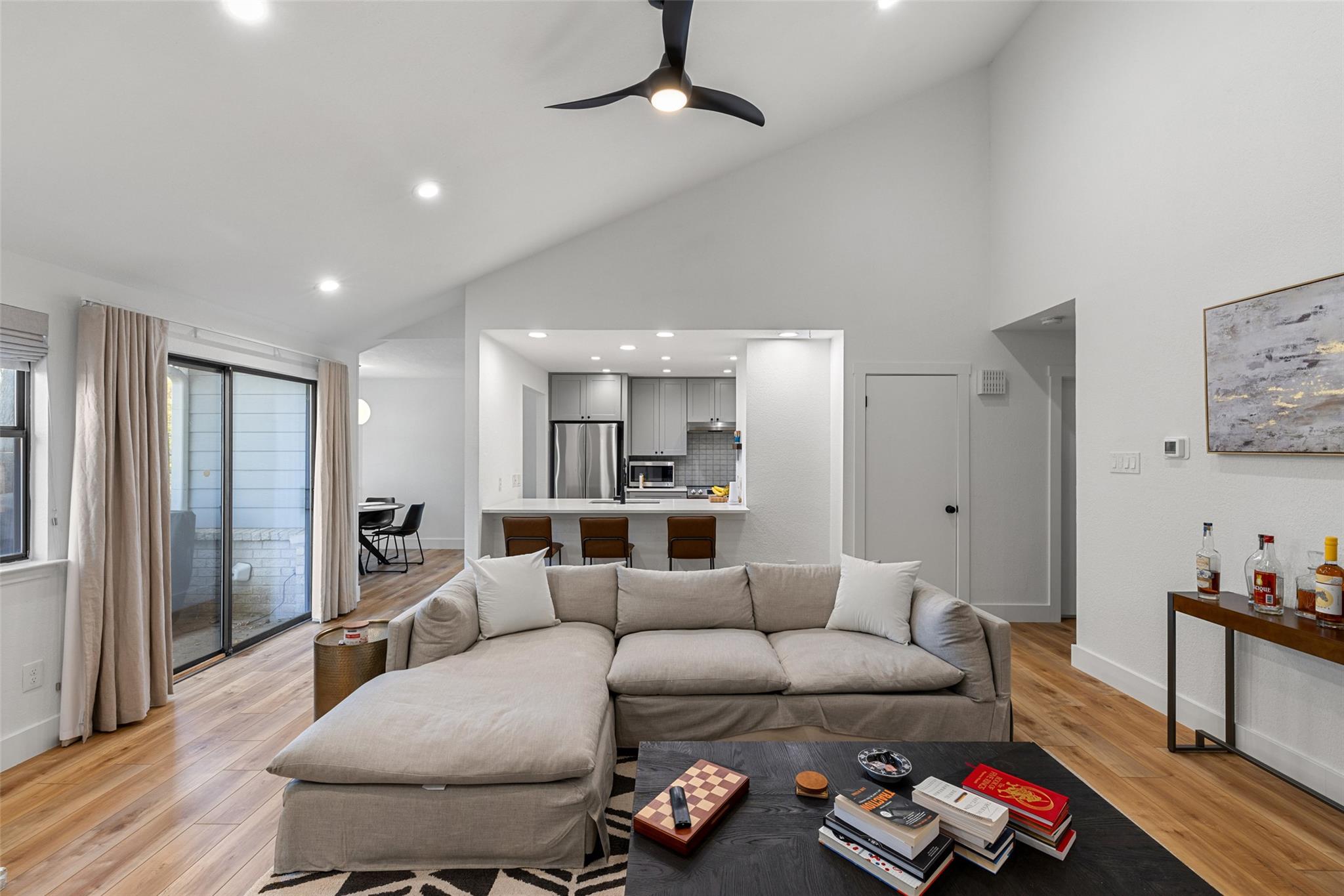 2001 Parker Ln # 101, Austin, TX 78741