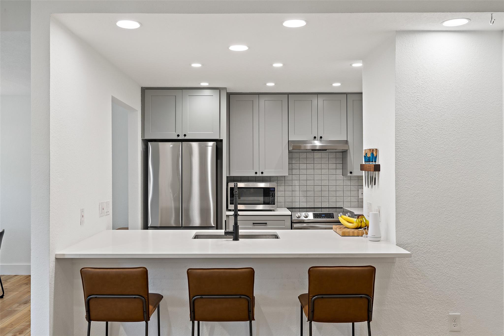 2001 Parker Ln # 101, Austin, TX 78741