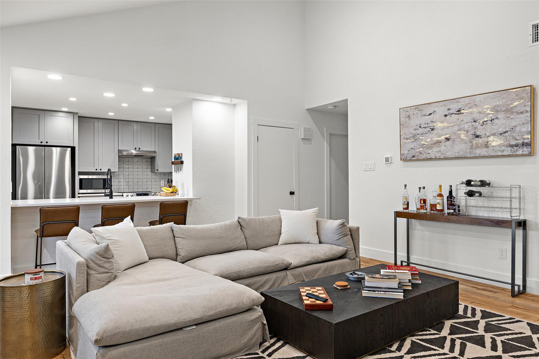 2001 Parker Ln # 101, Austin, TX 78741