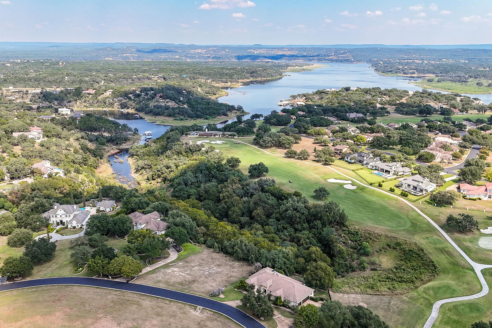 128 Hidden Springs Ct, Spicewood, TX 78669