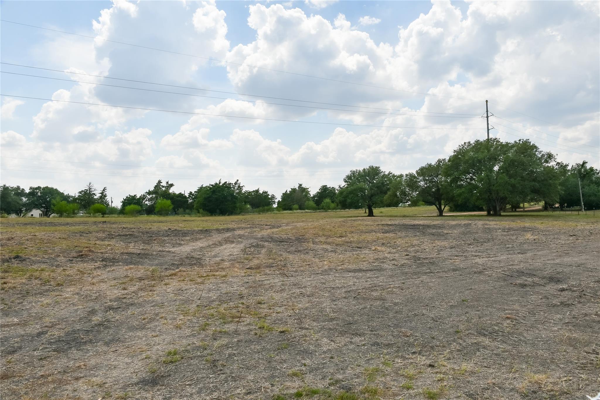 1109 E Old Hallettsville Rd, Flatonia, TX 78941