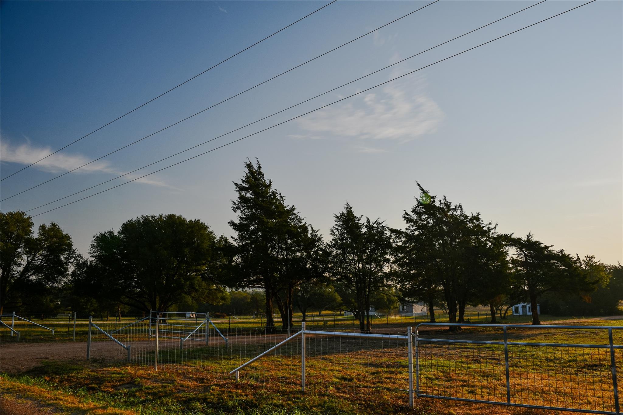 1109 E Old Hallettsville Rd, Flatonia, TX 78941