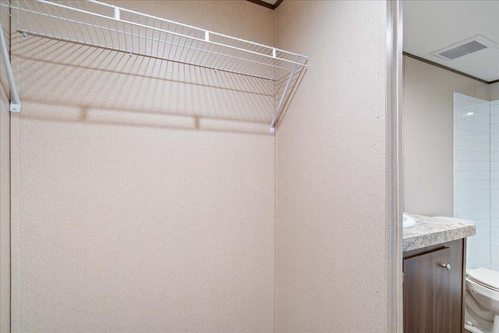 12104 Avis Rd, Mustang Ridge, TX 78616