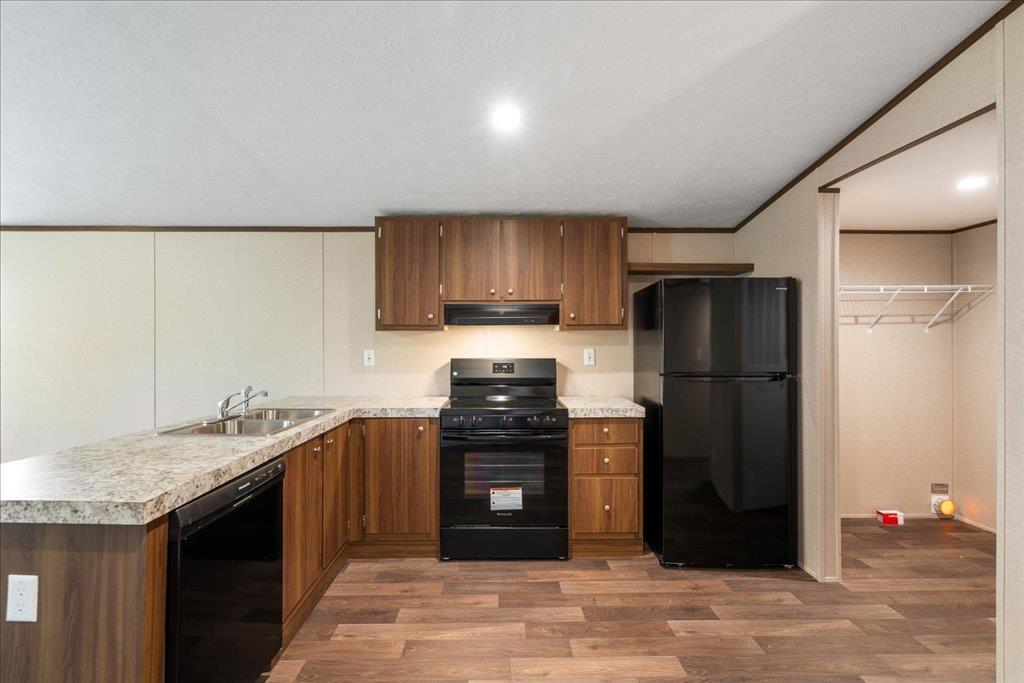 12104 Avis Rd, Mustang Ridge, TX 78616