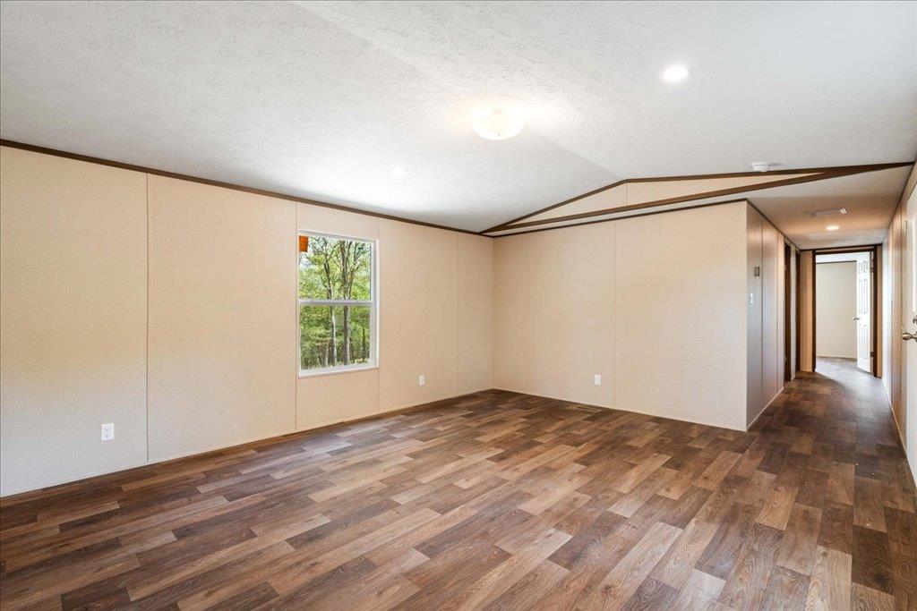 12104 Avis Rd, Mustang Ridge, TX 78616