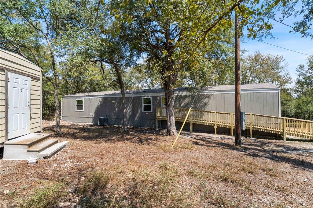12104 Avis Rd, Mustang Ridge, TX 78616