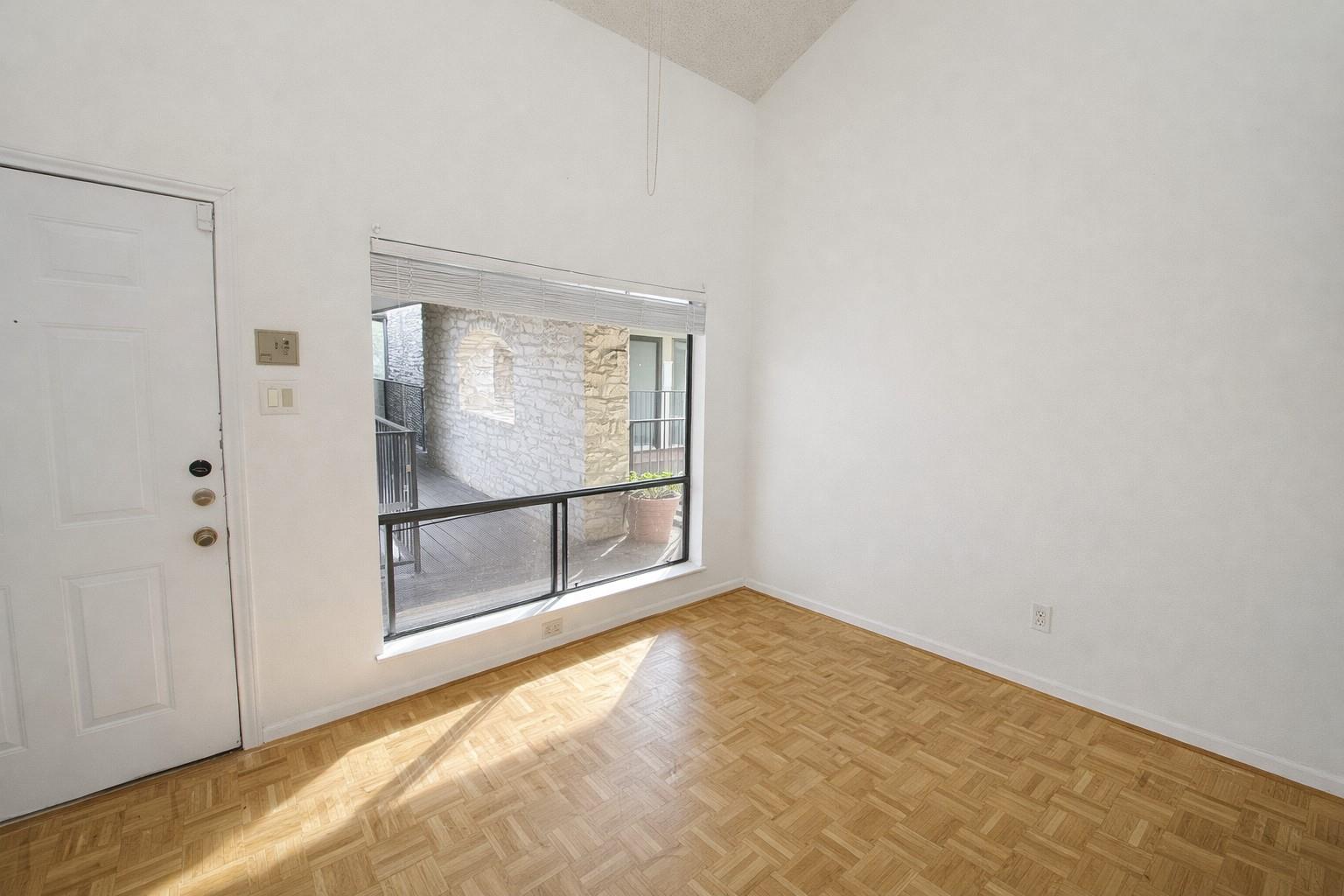 2815 Rio Grande St # 205, Austin, TX 78705