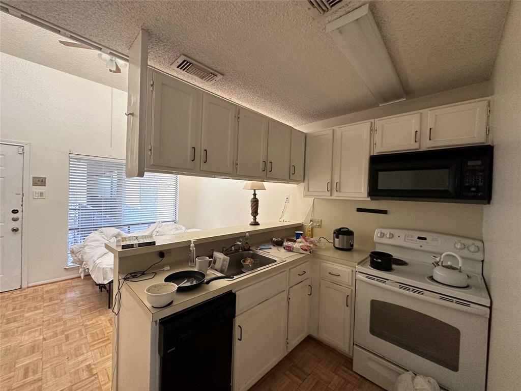 2815 Rio Grande St # 205, Austin, TX 78705