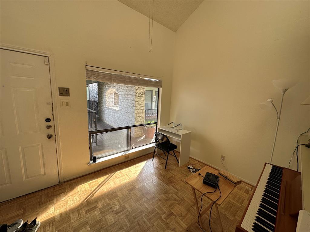 2815 Rio Grande St # 205, Austin, TX 78705