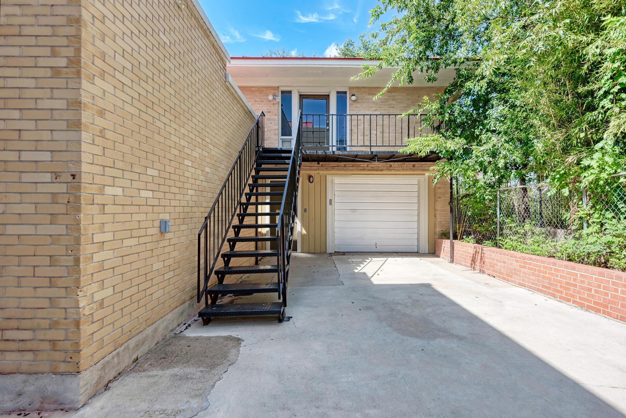 401 W 4th St, Lampasas, TX 76550