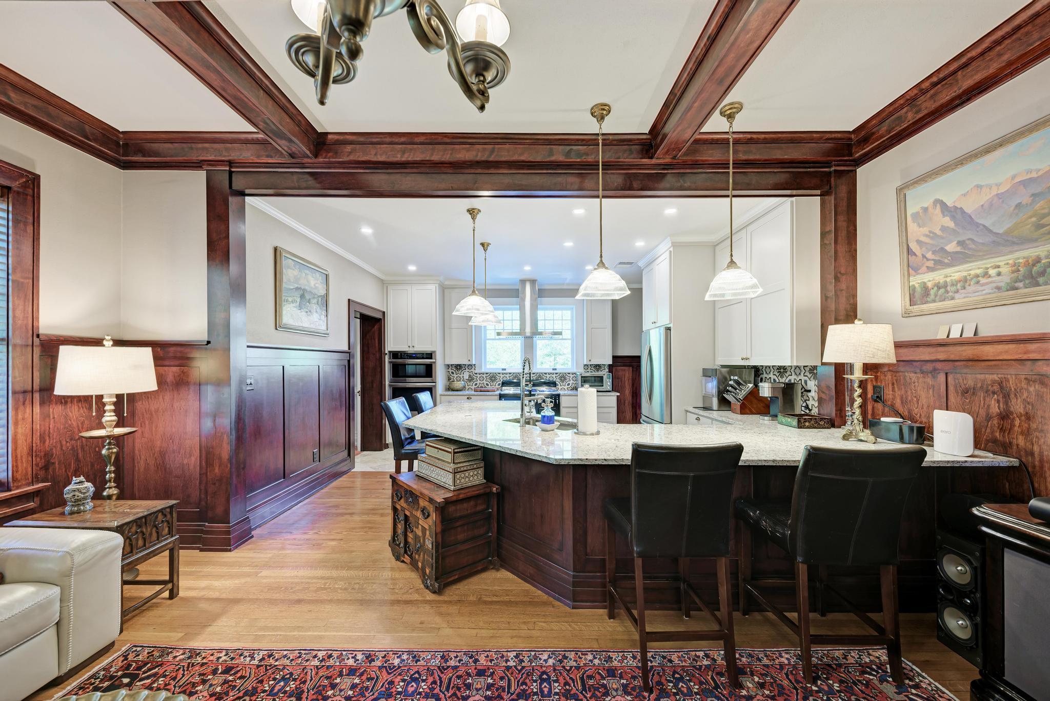 401 W 4th St, Lampasas, TX 76550