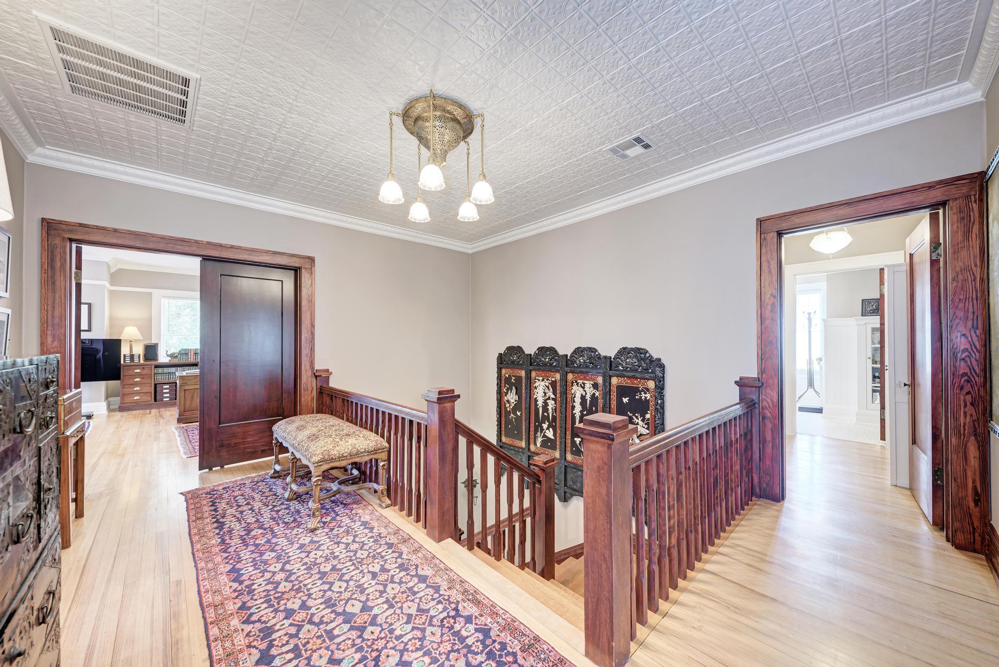 401 W 4th St, Lampasas, TX 76550