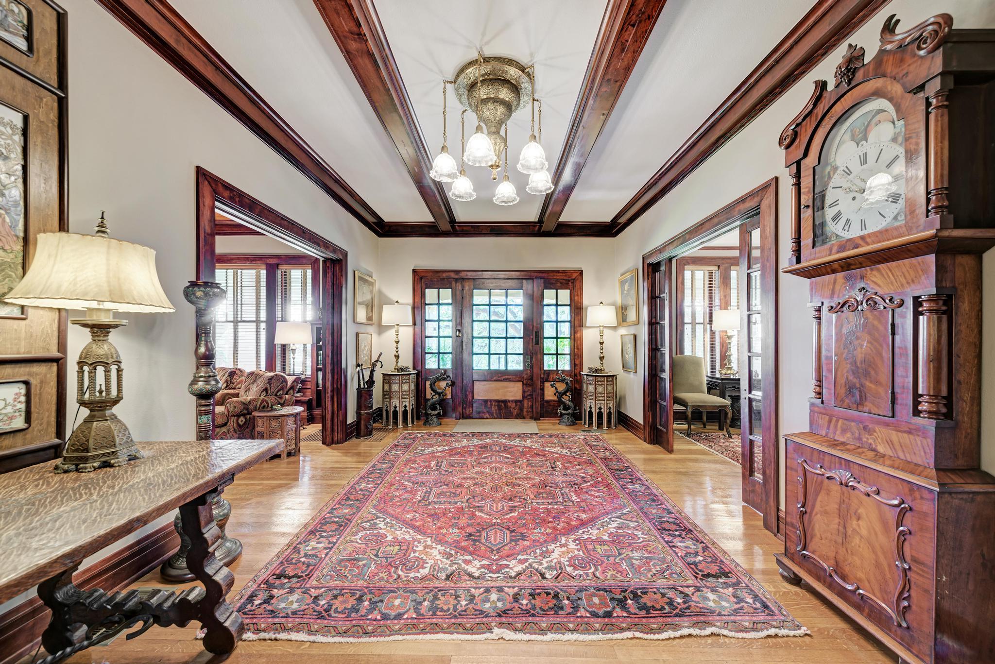 401 W 4th St, Lampasas, TX 76550