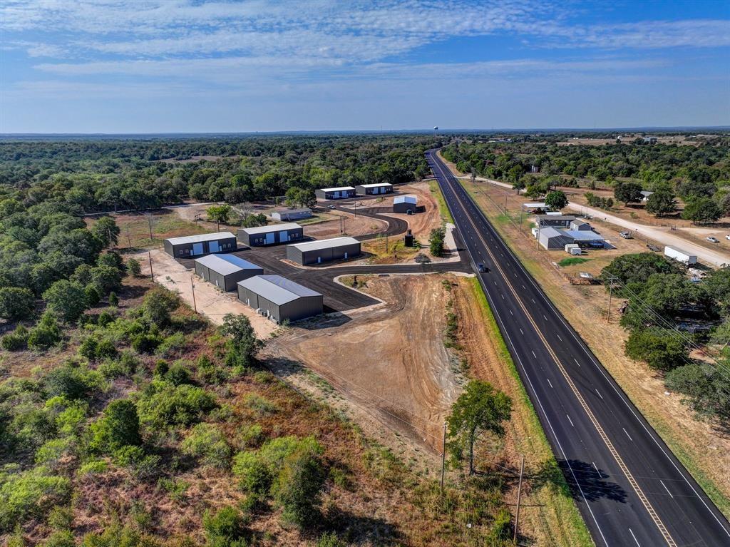 12500 S US Hwy 183 # F, Luling, TX 78648