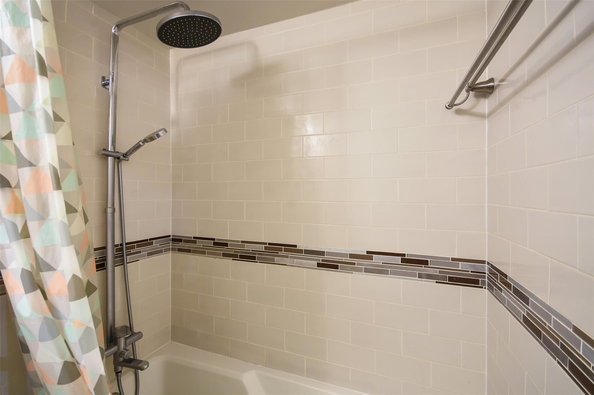 3110 Red River St # 201, Austin, TX 78705