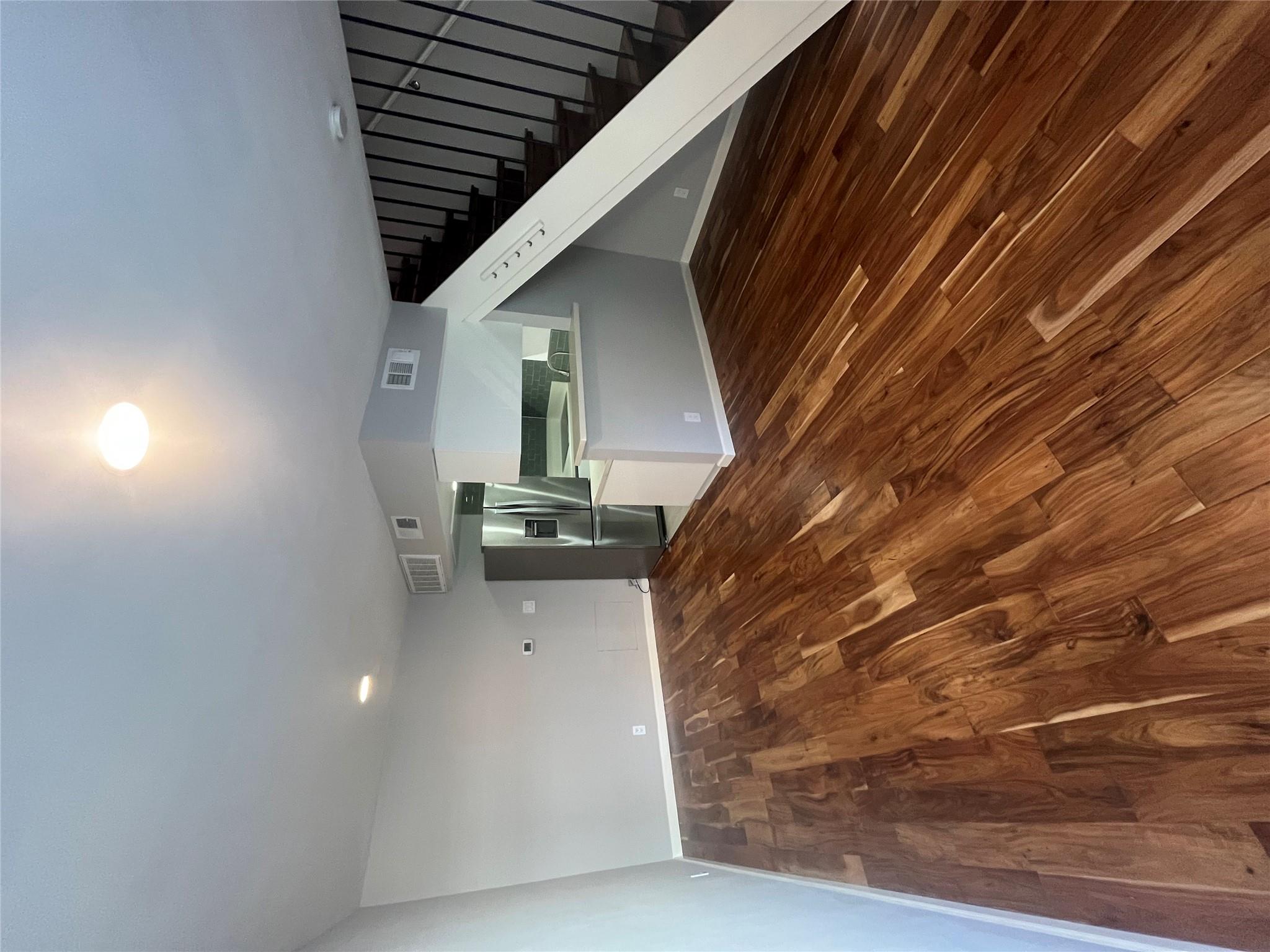 3110 Red River St # 216, Austin, TX 78705