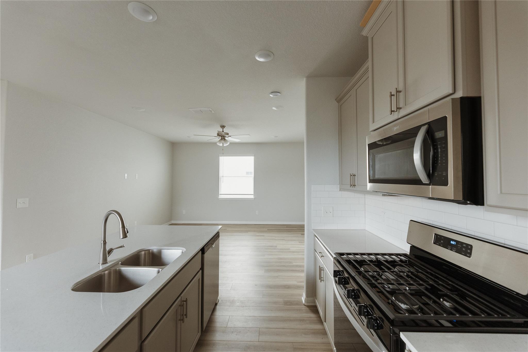 6206 Marsh Ln, Buda, TX 78610