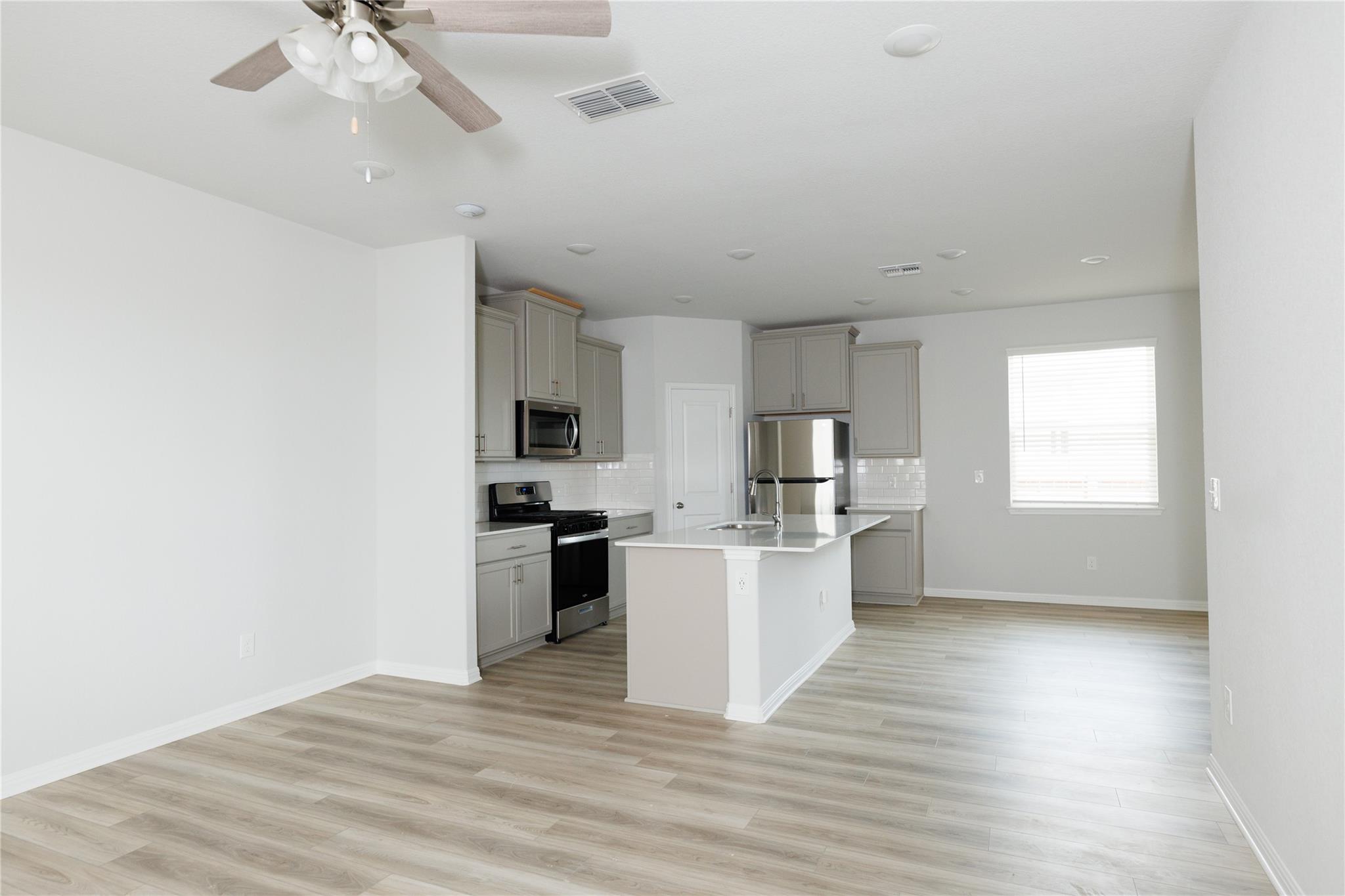 6206 Marsh Ln, Buda, TX 78610