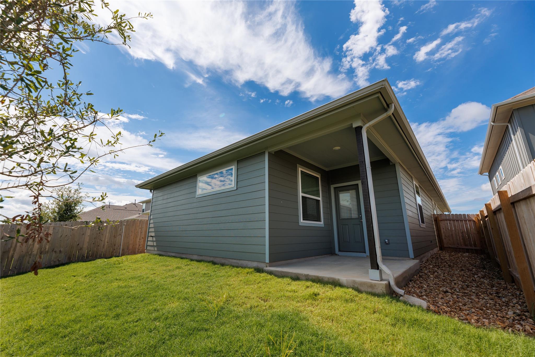 6206 Marsh Ln, Buda, TX 78610