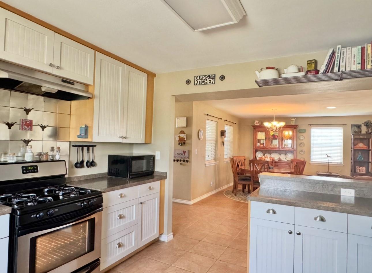 2334 CR 464, Elgin, TX 78621