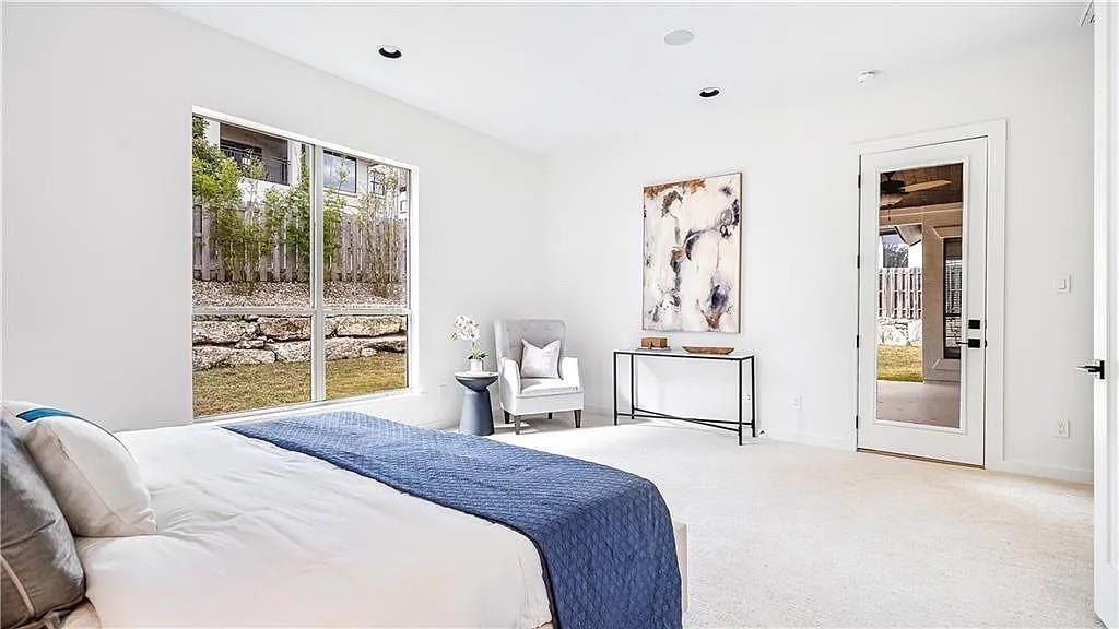 15101 Barrie Dr, Lakeway, TX 78734