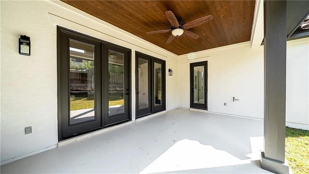 15101 Barrie Dr, Lakeway, TX 78734