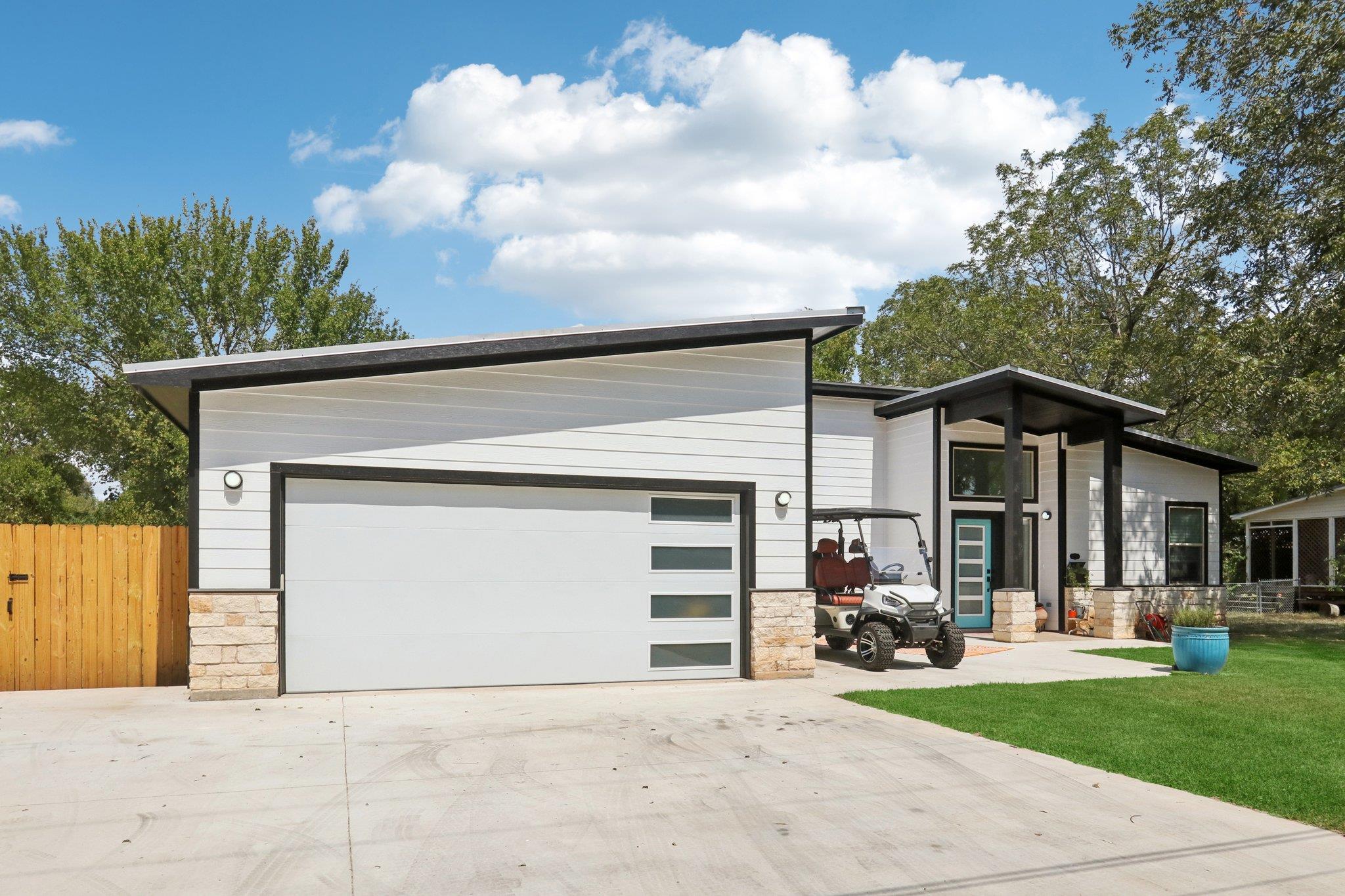 604 Wilhelm St, Bastrop, TX 78602