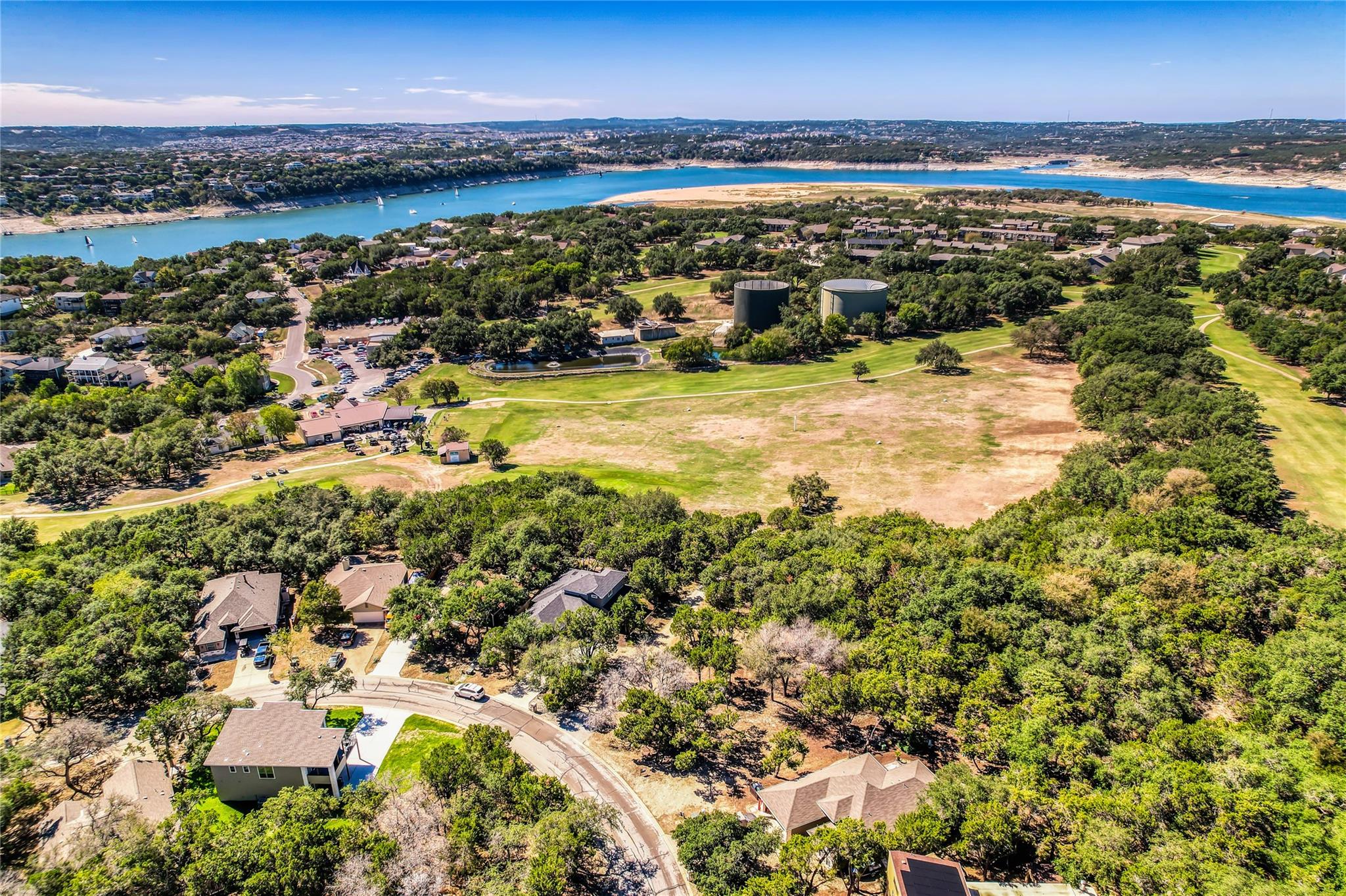 18620 Champions Cir, Point Venture, TX 78645