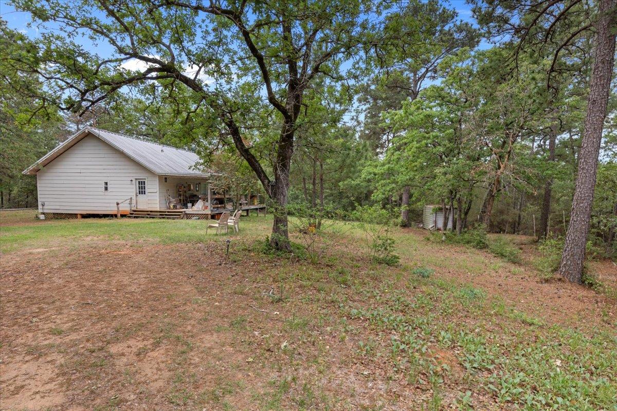360 Copeland Hill Rd, Smithville, TX 78957