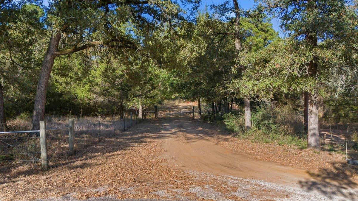 360 Copeland Hill Rd, Smithville, TX 78957