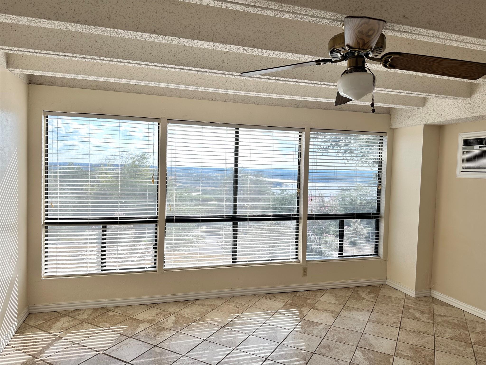 5916 Lago Vista Way # B18, Lago Vista, TX 78645