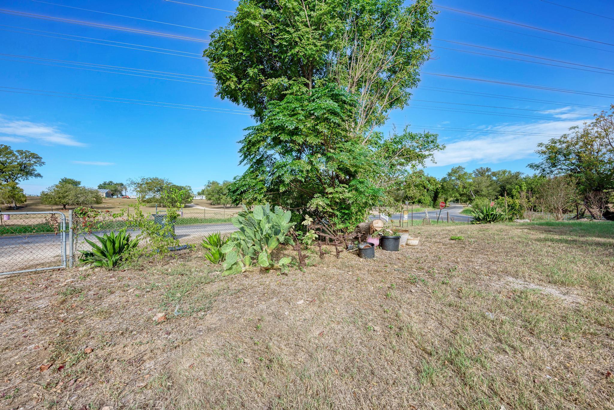 2785 N Main St, Bastrop, TX 78602