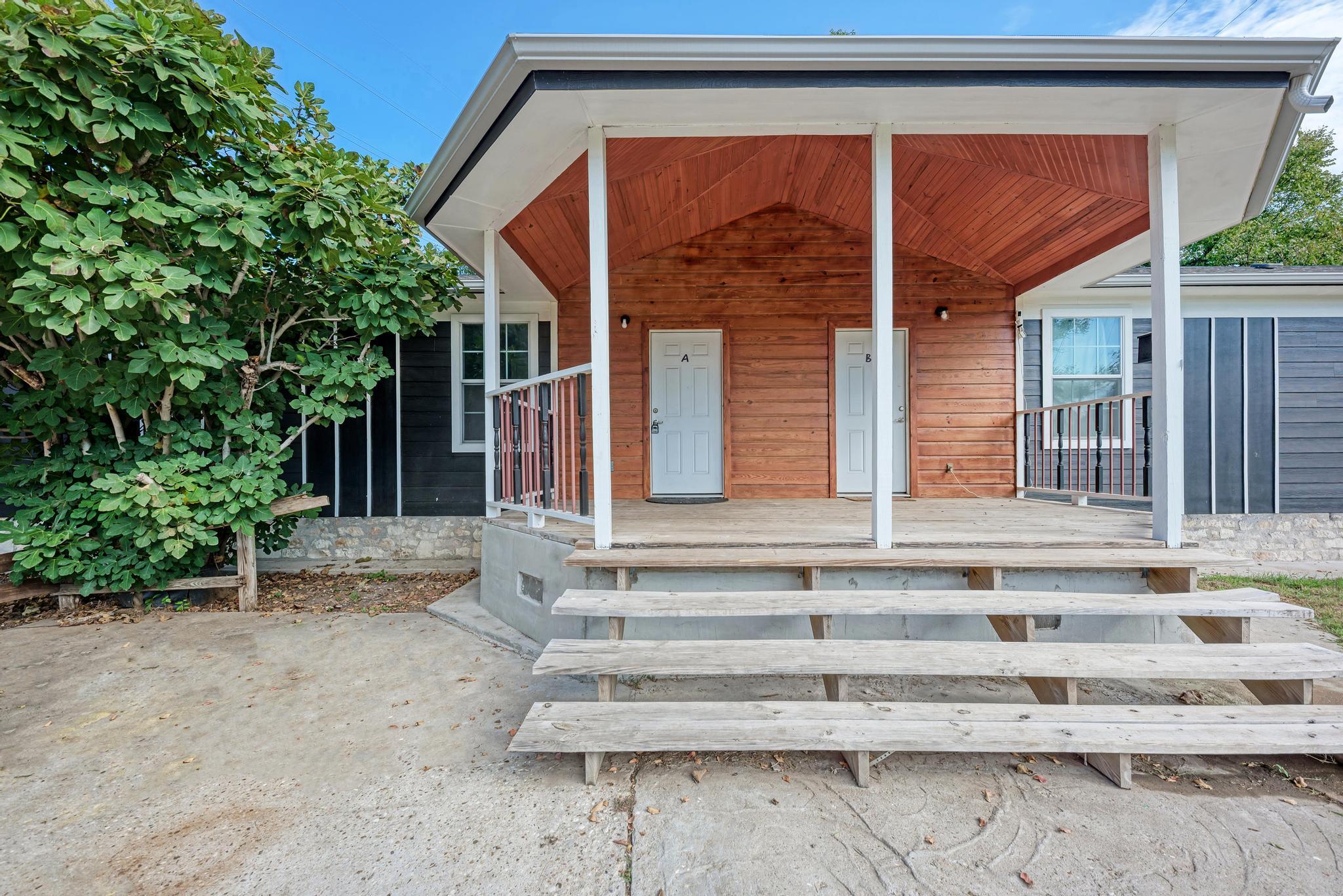 2785 N Main St, Bastrop, TX 78602