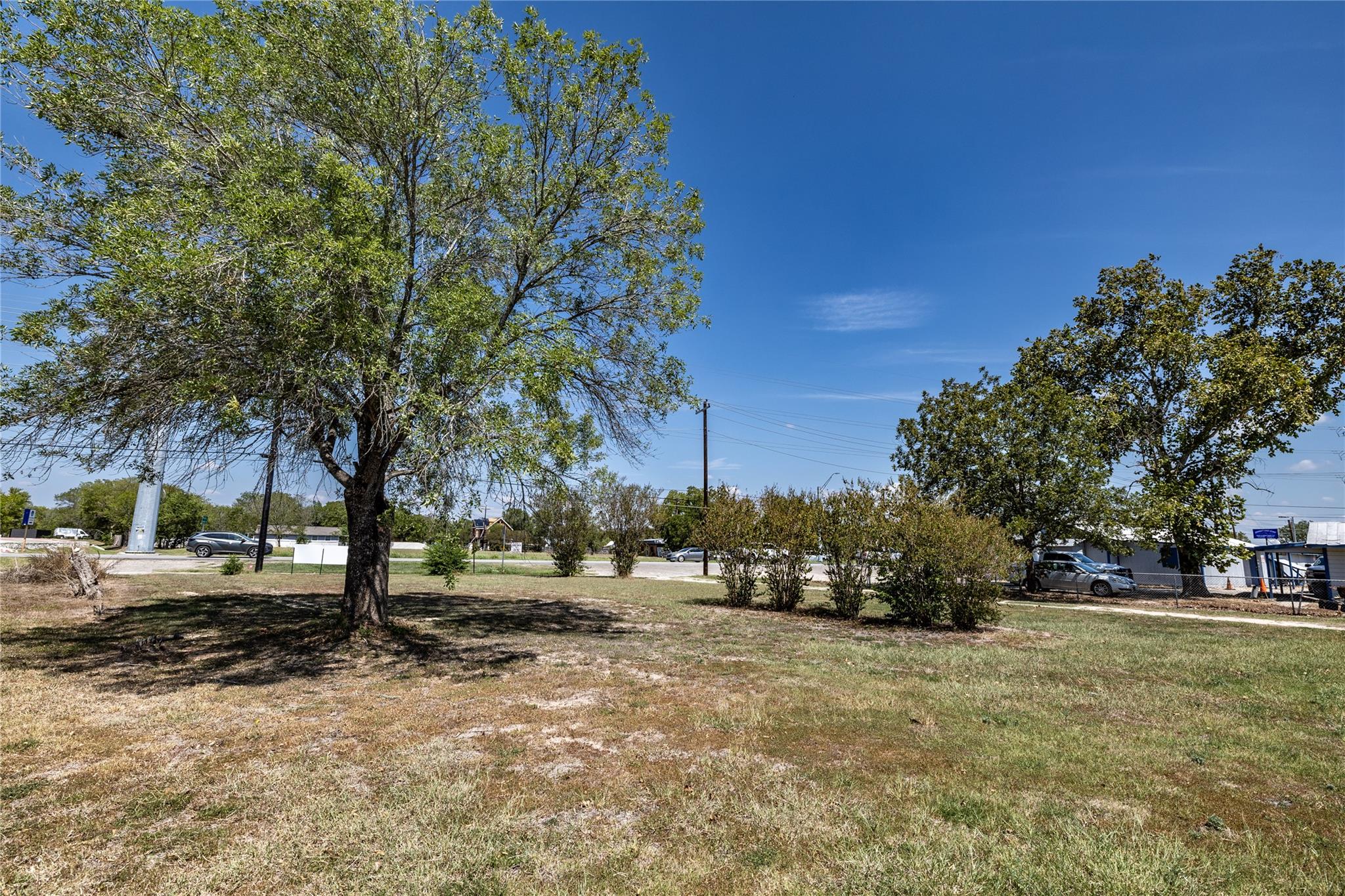 300 Blackjack St, Lockhart, TX 78644