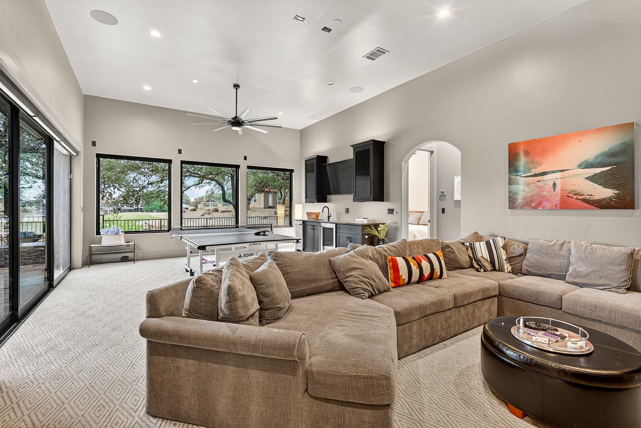 901 Sun Ray, Horseshoe Bay, TX 78657