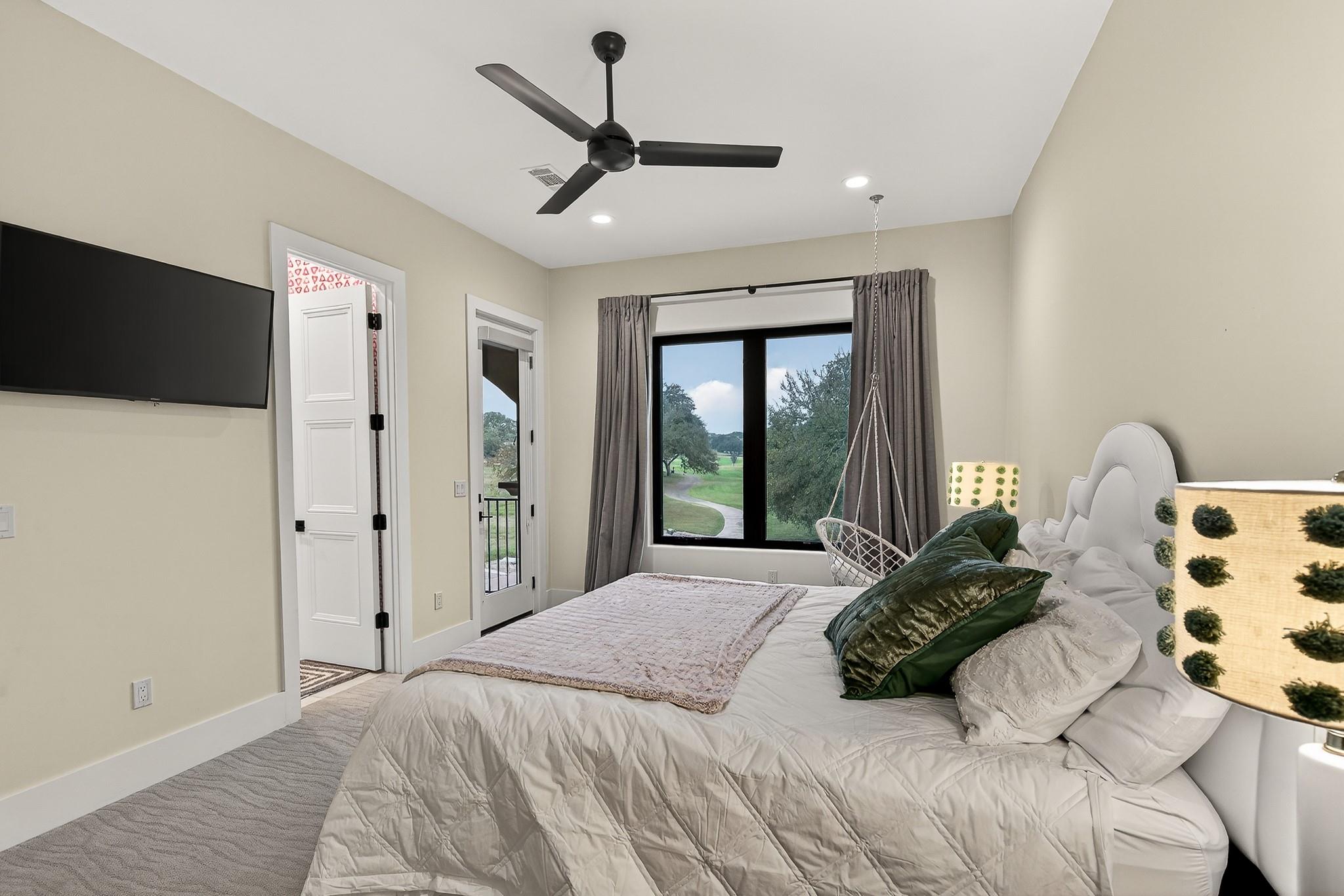 901 Sun Ray, Horseshoe Bay, TX 78657